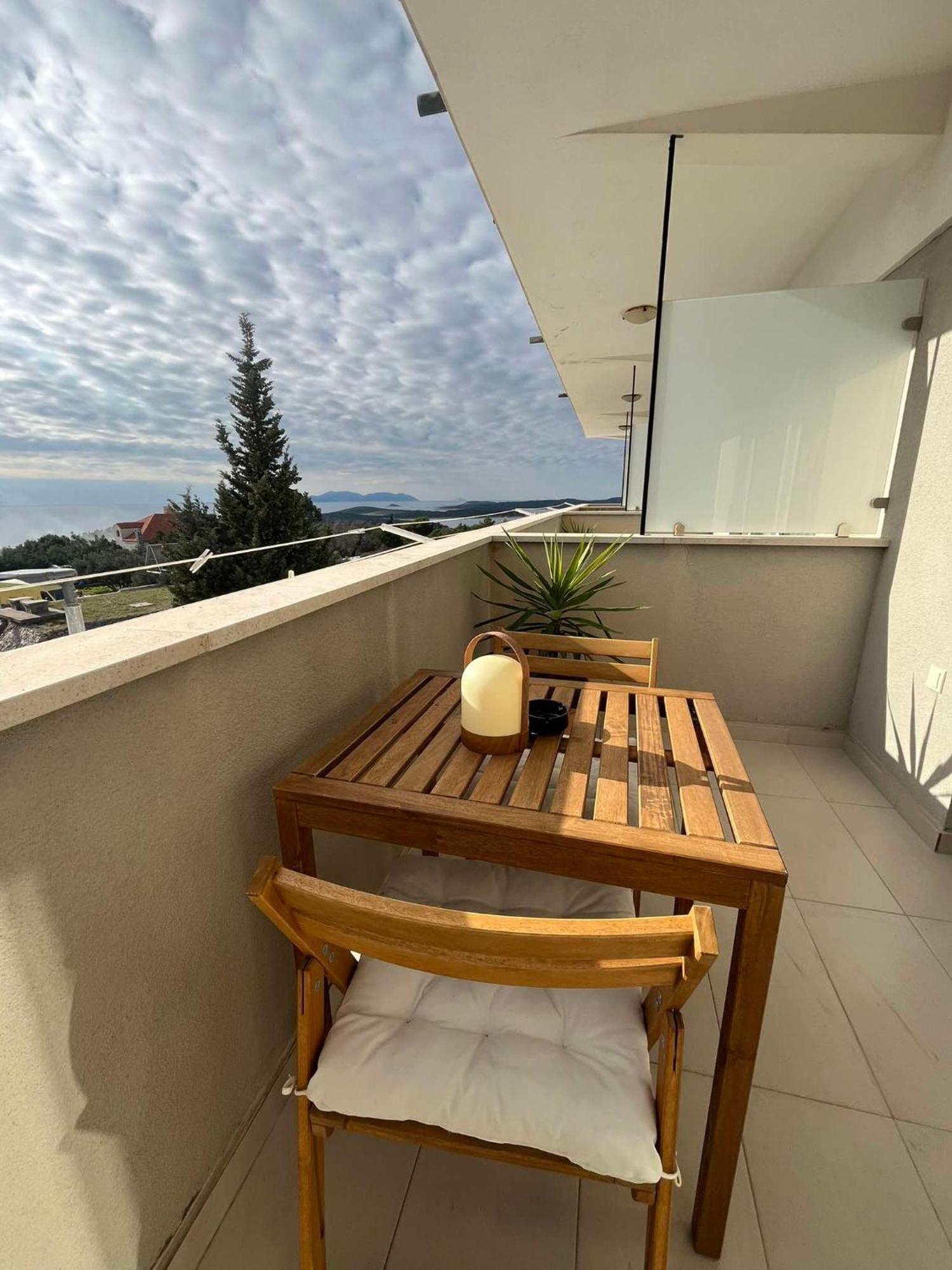 Dela Acomodação com café da manhã Hvar Town Exterior foto